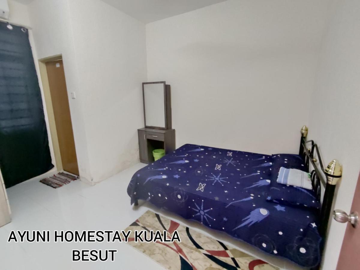 Ayuni Homestay Kuala Besut Terengganu Exterior foto